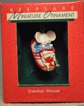 Hallmark - Sneaker Mouse - Miniature Keepsake Ornament - £8.93 GBP