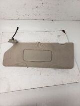 Driver Sun Visor With Illumination 2 Lamps Fits 04-06 PACIFICA 1022511 - $34.83 CAD