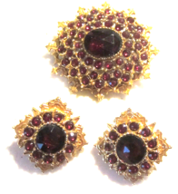 vintage ruby color brooch /matching earrings signed ART - $57.00