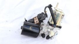 07-17 LS460 LS600h Lexus ABS Brake Booster Pump Motor Accumulator 47070-... - $375.55