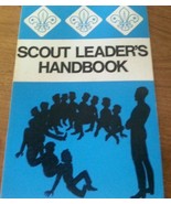 Scout leader&#39;s handbook 1967 UK Boy Scouts - $188.11 MXN