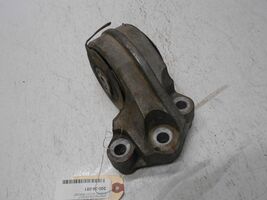 2011 Chevrolet Equinox Engine Mount Bracket Motor Mount - €26,36 EUR