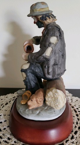 Vintage Emmett Kelly Jr. Porcelain Clown Figurine "Dinner Time With Beans" Item image 4