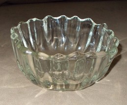 VINTAGE Glass Bowl Dish Serving Compote Clear Heavyweight Candy Decor 5&quot;... - £18.61 GBP