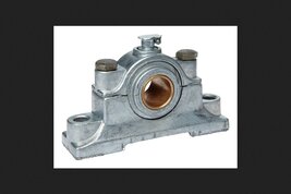 CHICAGO DIE CASTING 7-500-7-3/4 Pillow Block - $35.12 CAD