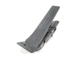 Accelerator Gas Throttle Pedal PN 35426853175 OEM 2014 BMW X1 - $25.23
