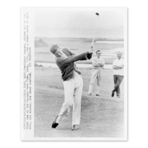1963 John F Kennedy Playing Golf at Hyannis Port  Poster Photo Wall Art Print - £13.28 GBP+