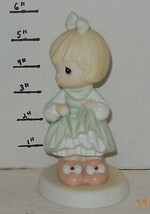 1996 Precious Moments Enesco Who&#39;s Gonna Fill Your Shoes Girl #531634 HTF - $23.92