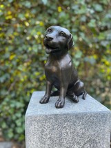 Faithful Labrador – Bronze Sculpture. 24x15x22cm - 2.7Kg - $328.50 CAD