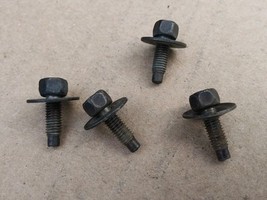 Honda &amp; Acura OEM Tail Light Brake Lamp Mounting Bolt Screw x4 90001-S10... - $372.92 MXN