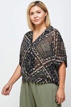 Floral Scarf Printed Button-up Blouse - £31.17 GBP