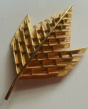 Vintage Signed COROCRAFT Gold-tone Textured Leaf Brooch - $34.65