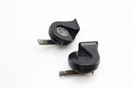 WOLO 380-2T 12V HORNS HIGH & LOW TONE PAIR E1375 image 3
