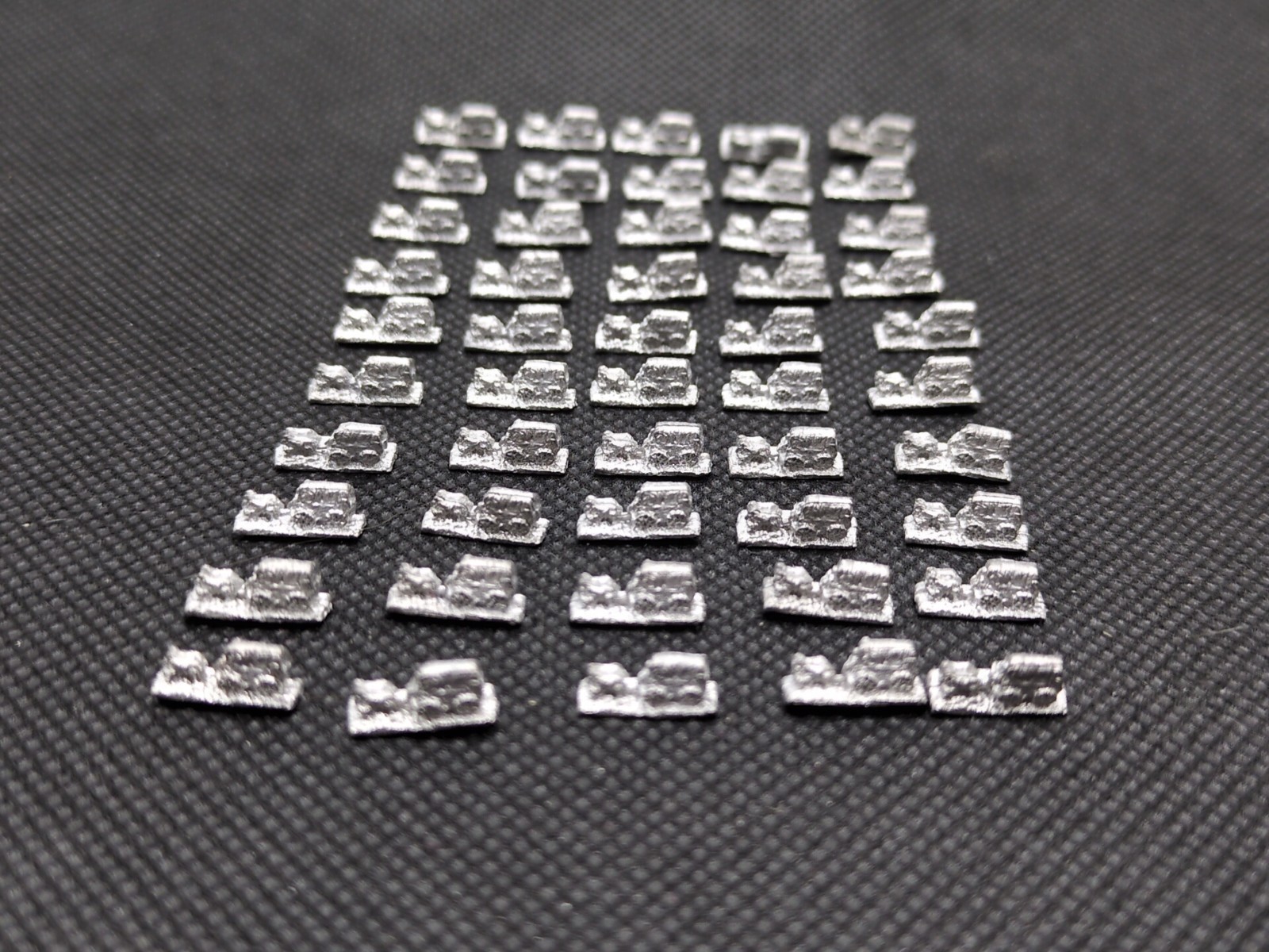 Lot Of (50) Wargaming Horses Carrying Wagon 6MM Metal Miniatures - $29.69