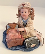 Vtg Dollstone Collection Yesterdays&#39; Child Danielle. . . Sweet Comforts - $228.43 MXN