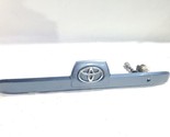 2004 Toyota 4Runner OEM Tail Finish Panel With Camera Pacific Blue 08409... - £76.66 GBP