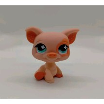 Littlest Pet Shop-Calico Critters-Pink Pig LPS #662 Blue Eyes Mud Hasbro - $12.87