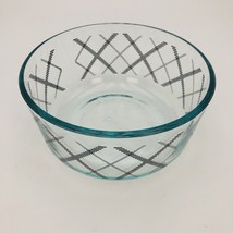 PYREX 1 qt X Pattern Gray Plaid Clear Glass Mixing Bowl 7201 Microwave Safe - £7.96 GBP