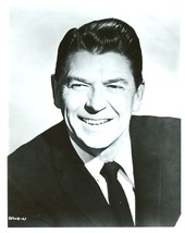 Ronald Reagan 8x10 Photo #Y6010 - £7.66 GBP