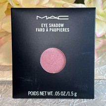 MAC Pro Palette Refill Pan - IN LIVING PINK - FROST EYESHADOW NIB Free S... - $257.99 MXN