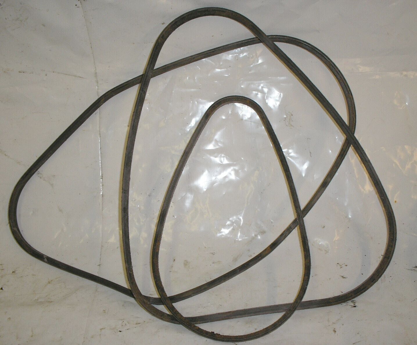 1973 Ford 429 7.0L 4V Set Of 3 Belts - $4.88