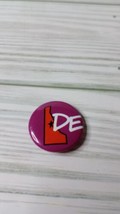 Vintage American Girl Grin Pin Delaware State Pleasant Company - £3.10 GBP
