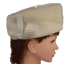 Vintage Ritz Cream Womens Hat Henry Pollak Union Made USA Netting Ribbon 22 1/2 - £18.34 GBP