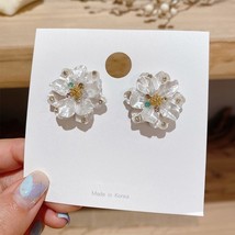 MENGJIQIAO Korean New Arrival Sweet Resin Shell White Flower Stud Earrings For W - £7.32 GBP