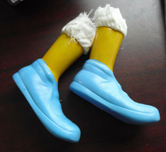 ODD Set of Vintage Porcelain Doll Legs with Molded Shoes 3&quot; Tall - £14.98 GBP
