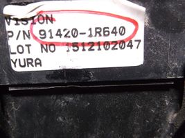 15-16-17  HYUNDAI  ACCENT  /ENGINE BAY FUSE/RELAY/BOX image 2