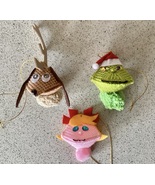 Set of 3 Grinch/Christmas Themed Candy Fillable Party Favors/Ornaments - £8.41 GBP
