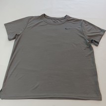 Nike Dri-Fit Standard RN#56323 Women&#39;s Gray Crewneck T-Shirt Short Sleev... - $13.85