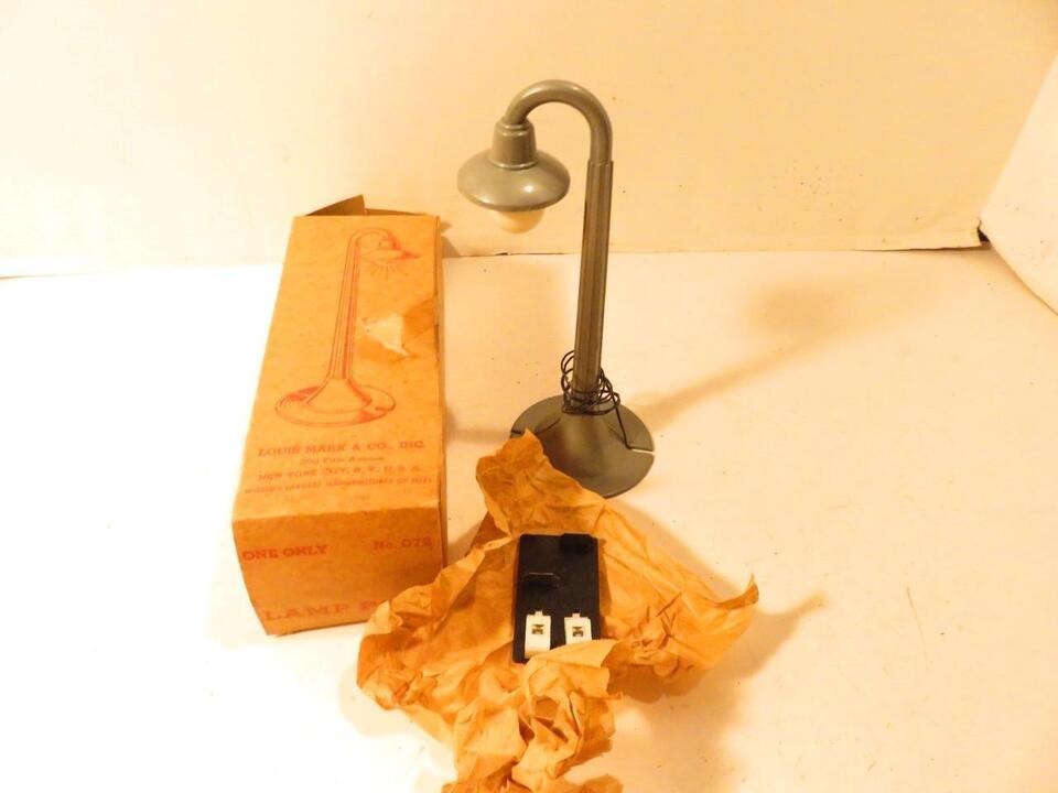 MARX POST-WAR TRAINS #072 LAMPOST- 027 - BOXED - EXC. - M53 - $9.45