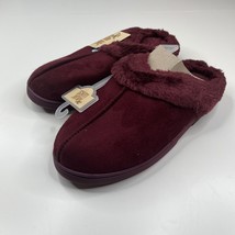 Muk Luks women’s L red Maroon fuzzy slip on clog slippers J6 - £13.41 GBP