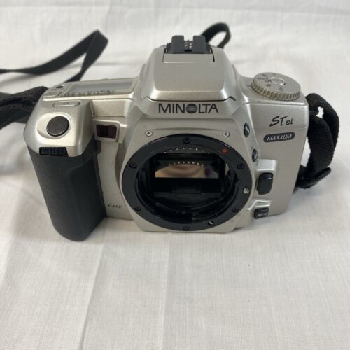 Minolta Maxxum STsi 35mm SLR Film Camera Body Only UNTESTED - £20.56 GBP