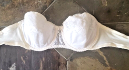 34C Vintage Maidenform Pretty Shapely Full Coverage Underwire Strapless Bra 4155 - $15.82