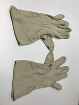 Vintage Tan Beige Short Nylon Gloves KG Mid-Century Unbranded - £11.68 GBP