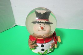 Musical Snow Man Snow Globe 6&quot; Tall We Wish You A Merry Christmas Video - £14.52 GBP