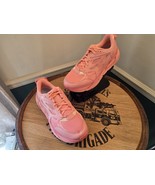 Hoka One One U Clifton L Suede Unisex Size Men 11.0 - $2,273.01 MXN