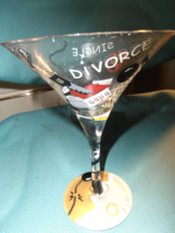 Lolita Divorce-Tini Hand Painted 10 oz Martini Glass NIB - $16.78