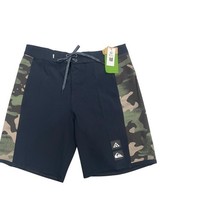 Quiksilver Men&#39;s Surfsilk Arch  Hawaii 19&quot; Boardshort  Black/Camo  Size 31 - $24.75