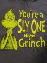 Grinch Who Stole Christmas Mens Shirt Dr. Seuss Medium Gray New FREE Shi... - $17.81