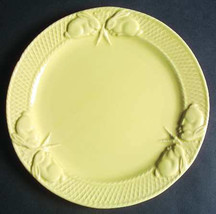 Bordalla Pinheiro Yellow Collectible Rabbit Pattern Salad Plate  Made in... - £8.67 GBP