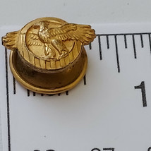 1942 WWII Ruptured Duck Honorable Discharge Brass Lapel Button Provenance - £20.30 GBP