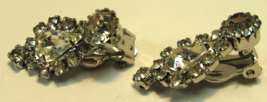 Vtg Clear Glass Rhinestone Drop Clip On Earrings Beautiful Sparkly 1.25&quot; Long - £6.26 GBP