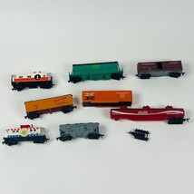 Vintage HO Scale Model Train Cars Set Of 8 With Mixed Brands &amp; Styles - $61.74