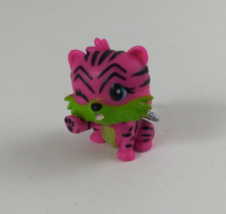 Hatchimals Colleggtibles Season 2 Jungle Magenta Tigrette - $92.72 MXN