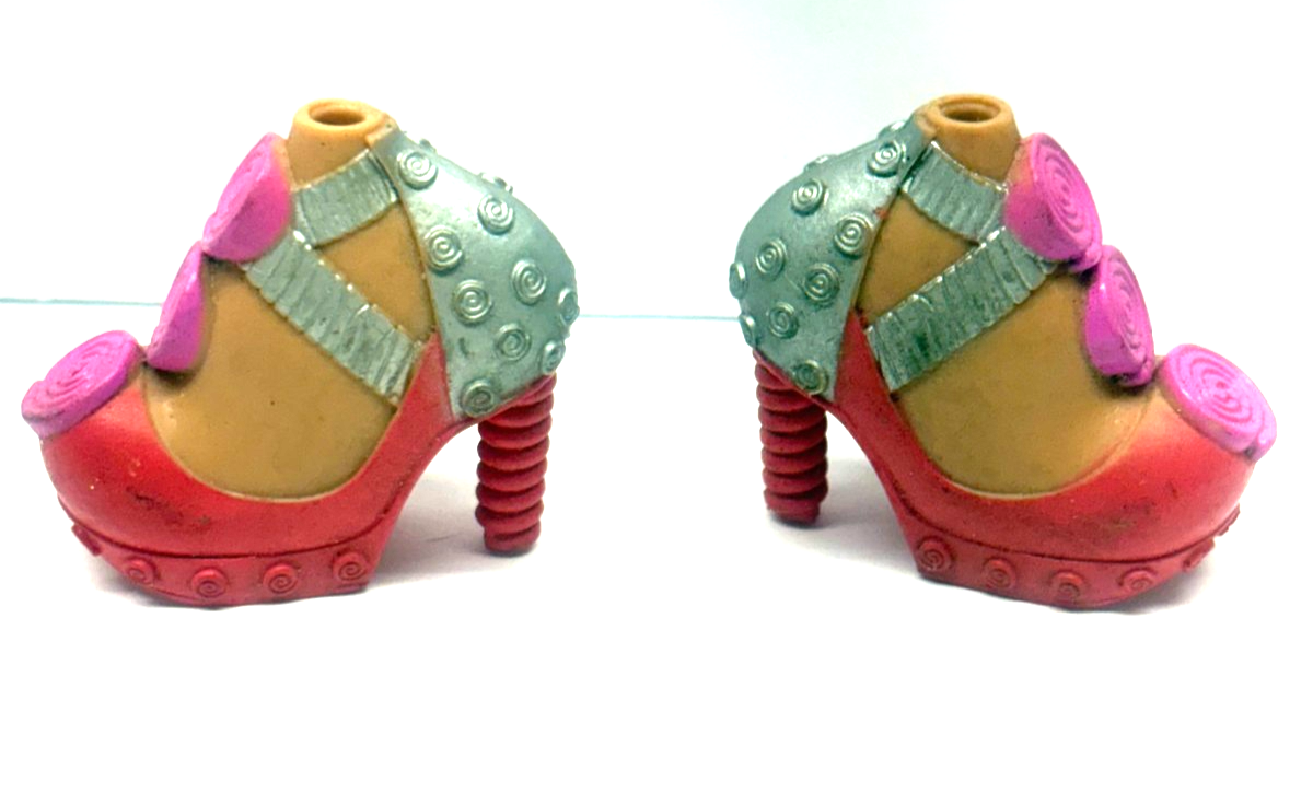 Bratz MGA 2015 Robot Candy Shoes - $11.88
