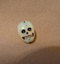 Ggggggggggggg Hand Carved Fetish: Beautiful Skull Plus Its A Bead Too #sku930131 - £5.04 GBP