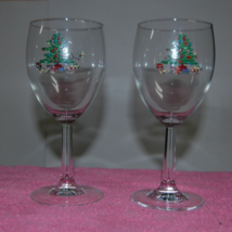 Pair Set of 2 Vintage Clear Glass Wine Goblets Christmas Tree Holly Design - £19.97 GBP